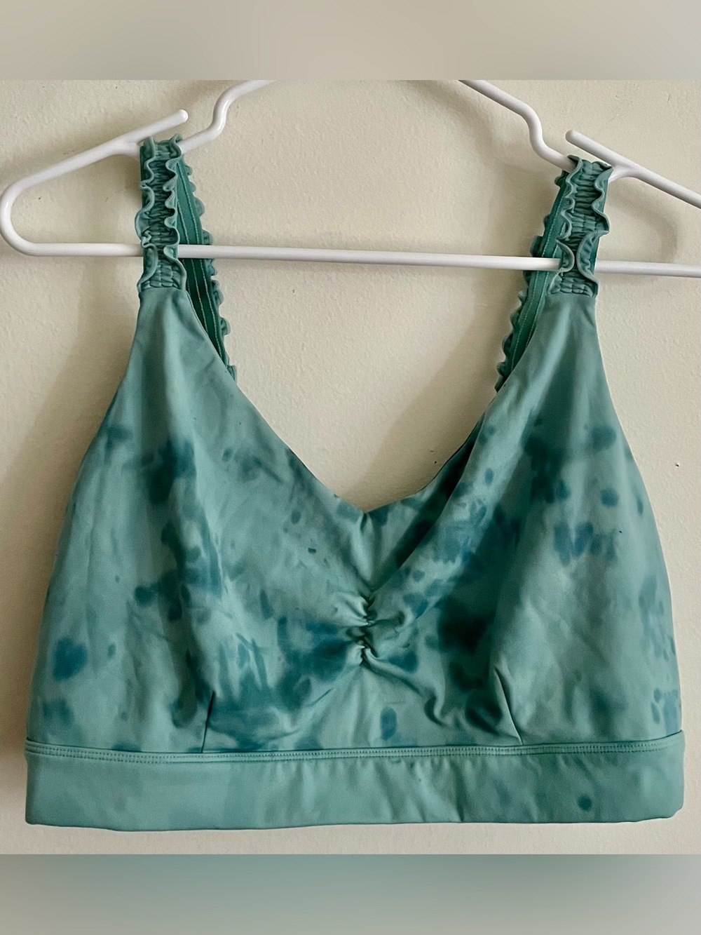🪸 NWOT JoyLab Seafoam Teal Tie-Dye Ruffled Strap Sports Bralette 🪸